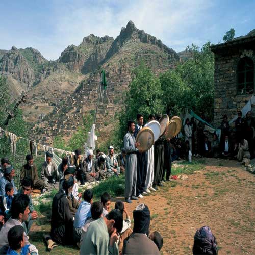 آرامگاه پیر شالیار