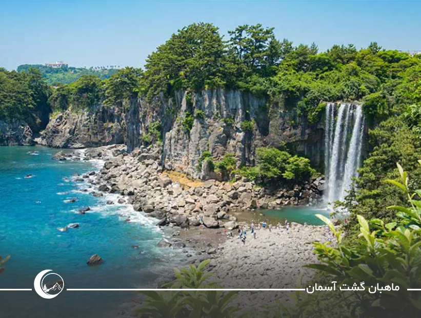 آبشار سه طبقه چئون‌جی‌یئون