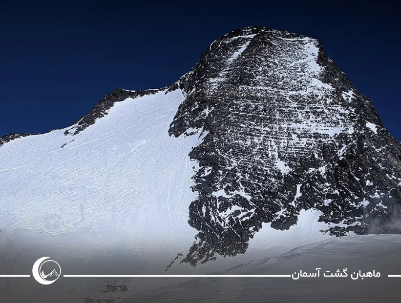 بلندترین قله تاجیکستان