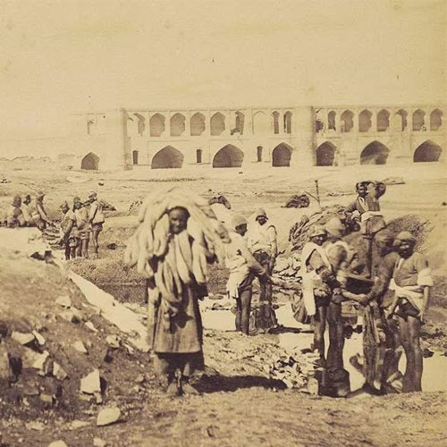 سی و سه پل