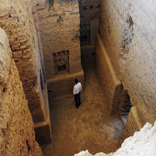 تپه نوشیجان