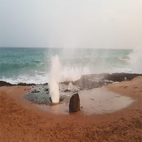 فواره طبیعی چابهار