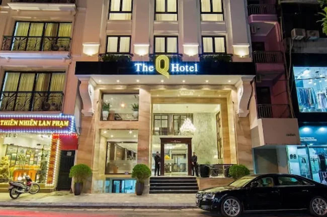  تور THE Q HOTEL