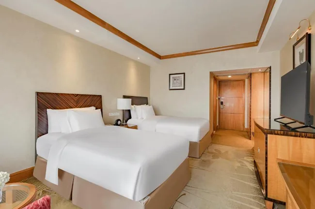  تور Radisson Yangtze Shanghai