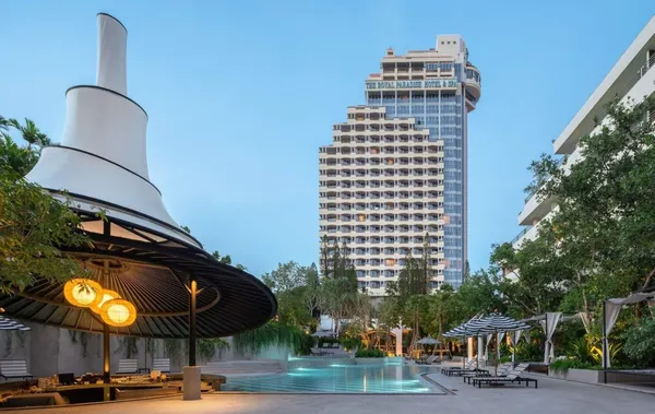  تور The Royal Paradise Hotel & Spa
