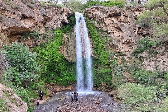 تور کلات نادری و آبشار قره سو