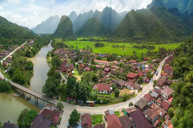 تور ویتنام کامبوج لائوس نوروز 1404