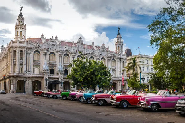 تور کوبا مکزیک نوروز ۱۴۰5 (ویژه دارندگان ویزای کانادا یا پاسپورت دوم)