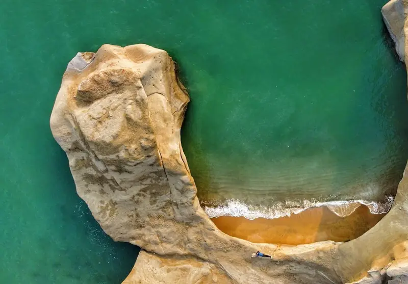 تور پارسیان تا جزایر لاوان و مارو (هوایی)