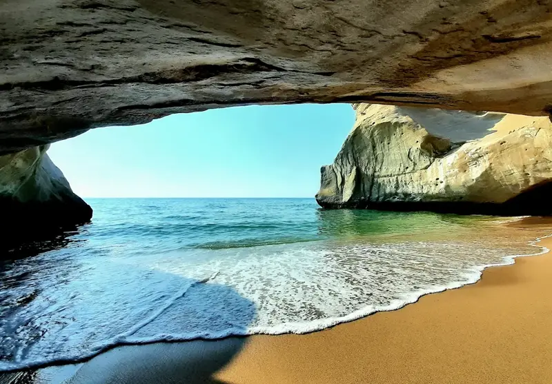 تور پارسیان تا جزایر لاوان و مارو (هوایی)