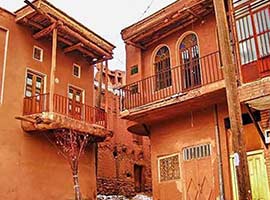 تور ابیانه و کاشان