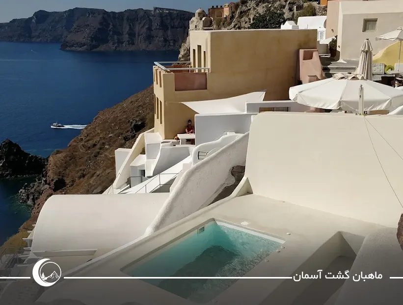 اویا؛ تماشای غروب و چشم&zwnj;انداز کالدرا (Oia)