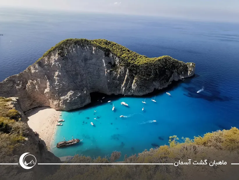 زاکینتوس و خلیج ناواگیو (Navagio Bay) زاکینتوس و خلیج ناواگیو (Navagio Bay)